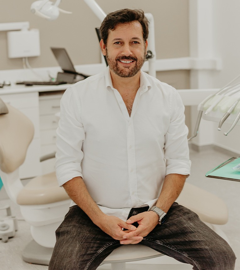 Dr. Marcelo Arruda